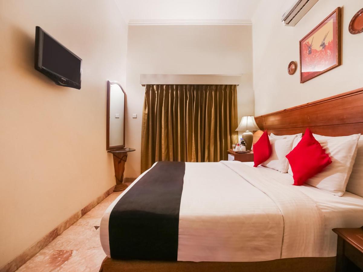Capital O 10953 Dayal Lodge - A Boutique Hotel Agra  Exterior foto